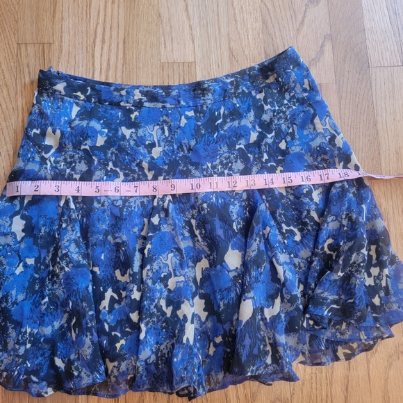 Charlotte Ronson Abstract Silk Flowy Skirt - Picture 11 of 11